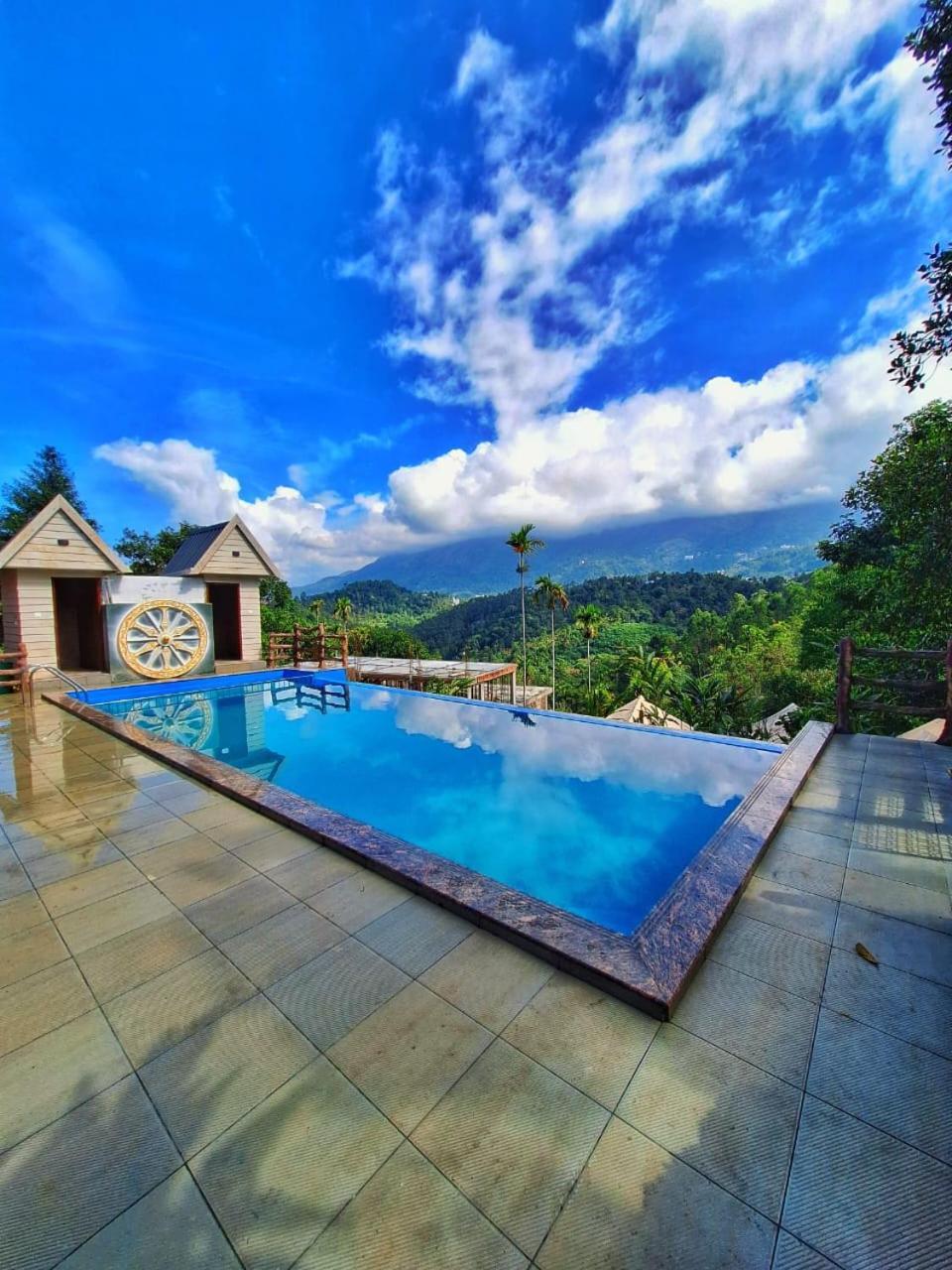 Отель Chalona Hill View Муннар Экстерьер фото
